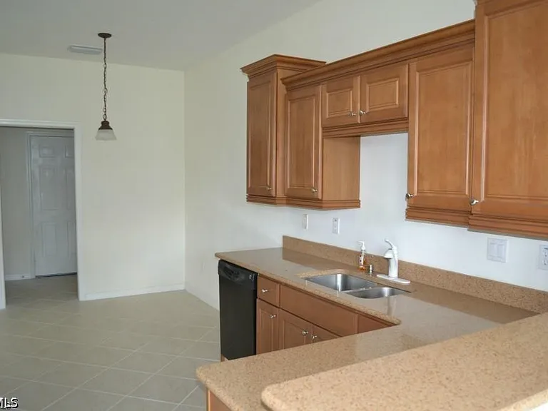 20561 Larino Loop — Photo 5