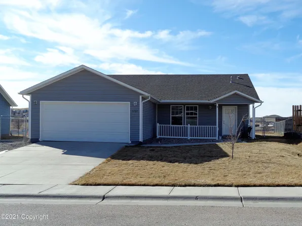 3207 Lonigan Cir, Gillette, WY 82716