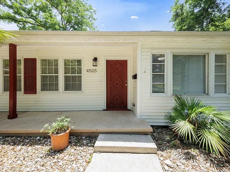 4505 Elwood Rd — Photo 5