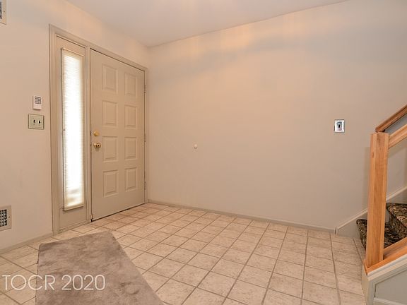 2nd image of 39 Peach Hill Ct