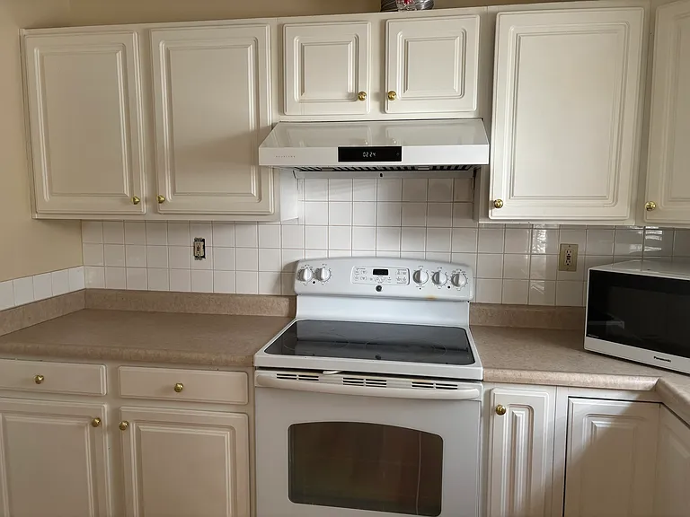 1116 Benjamin Ln — Photo 11