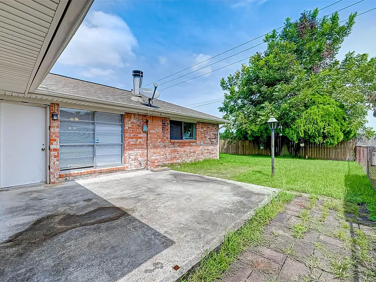 4739 Parkland St — Photo 30