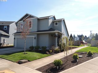 3390 McKern Pl, Newberg, OR 97132