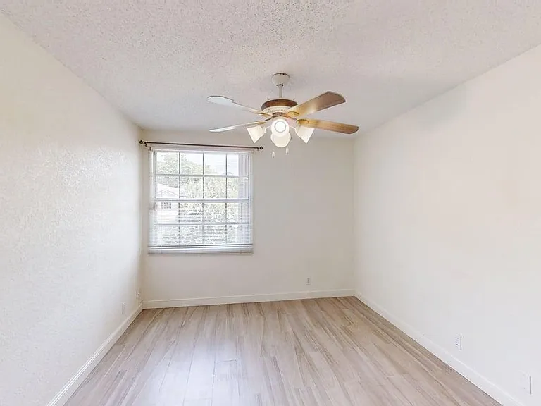 23330 La Vida Way — Photo 31