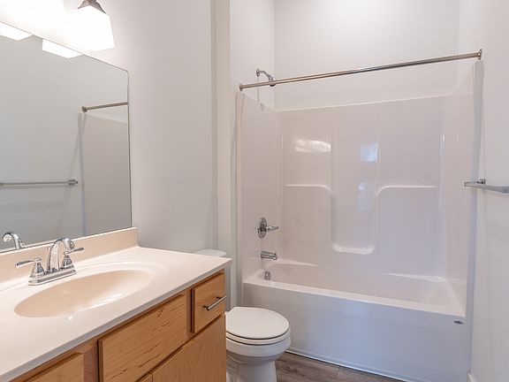 2nd image of 500 N 17th St #305