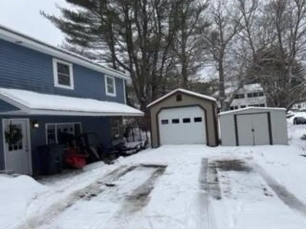 2 Pleasant Street, Hampden, ME 04444