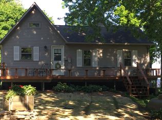 2014 Cottage Rd, Little Suamico, WI 54141