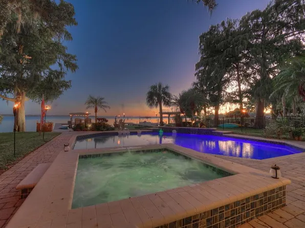 1720 Richard Ervin Pkwy, Tarpon Springs, FL 34688