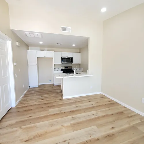 Creekside Senior Apartments Photo 1