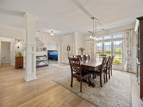2nd image of 7500 Flint Crossing Cir