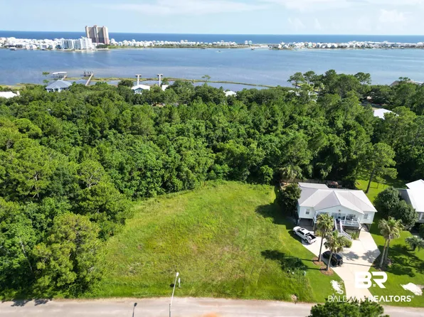 16818 Patricia Dr, Gulf Shores, AL 36542