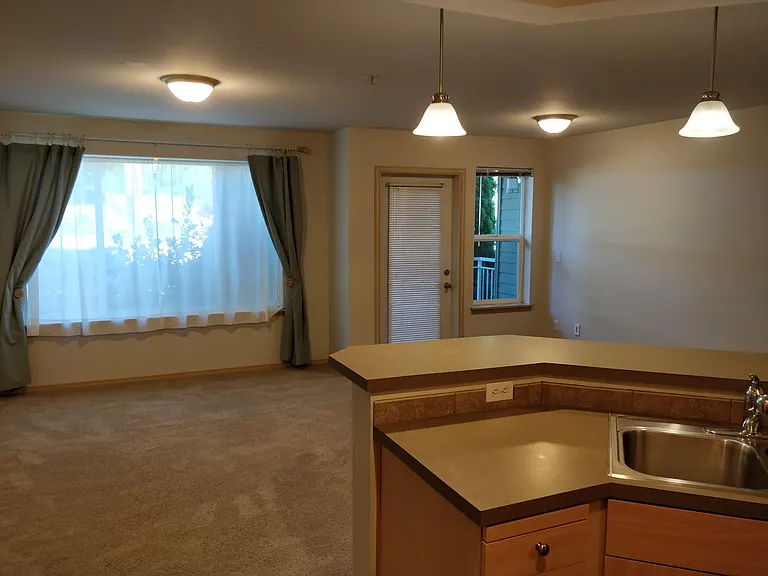 10931 124th Ave NE #103 — Photo 6