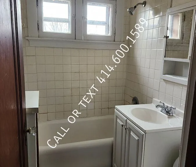 3072 N 49th St #3 — Photo 9
