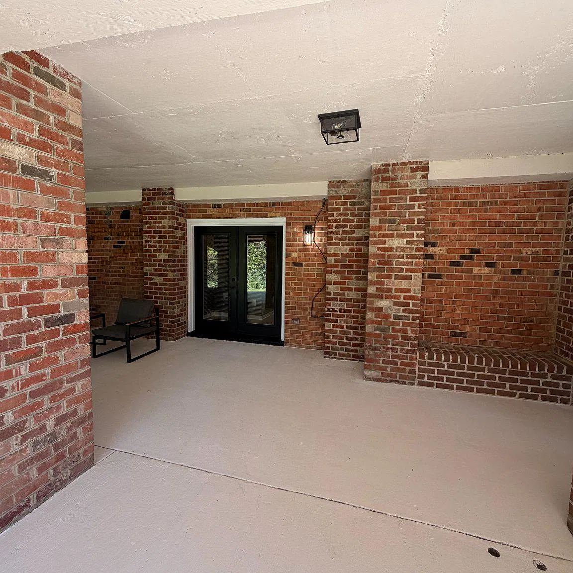 1 bed, 1.0 bath, 2518 sqft, $1,200 — Photo 2