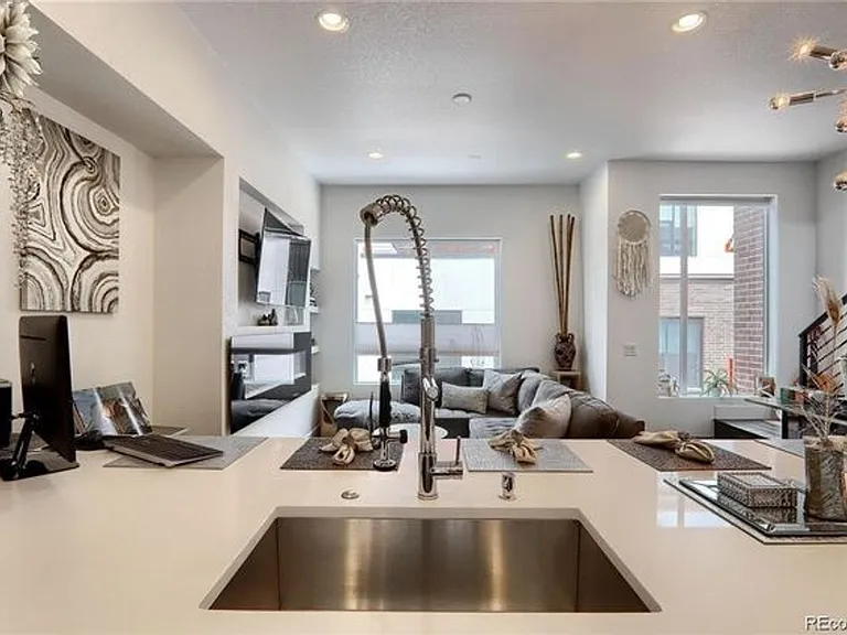 3030 Wilson Ct #5 — Photo 11