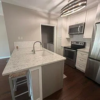 130 River Landing Dr #2112