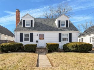 75 Dale Ave, Cranston, RI 02910