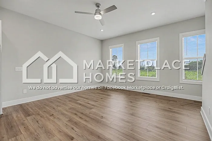 1374 Cozy Cir SE — Photo 10