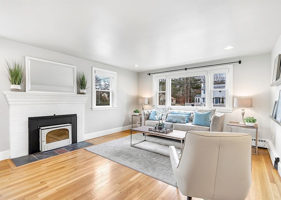 560 Bay Rd, Stoughton, MA 02072 Zillow