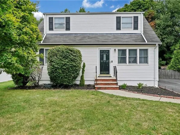 11 Ann Pl, Monroe, NY 10950