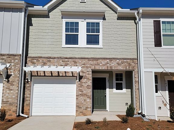 4th image of 137 Swindon Dr