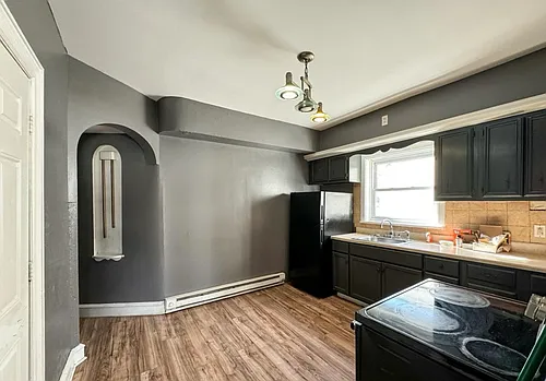 232 W Oak St #2 Photo 1