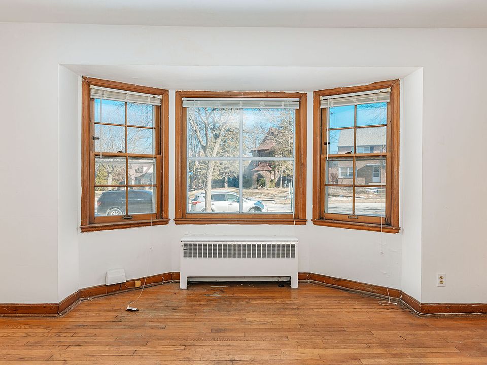 Bay Window