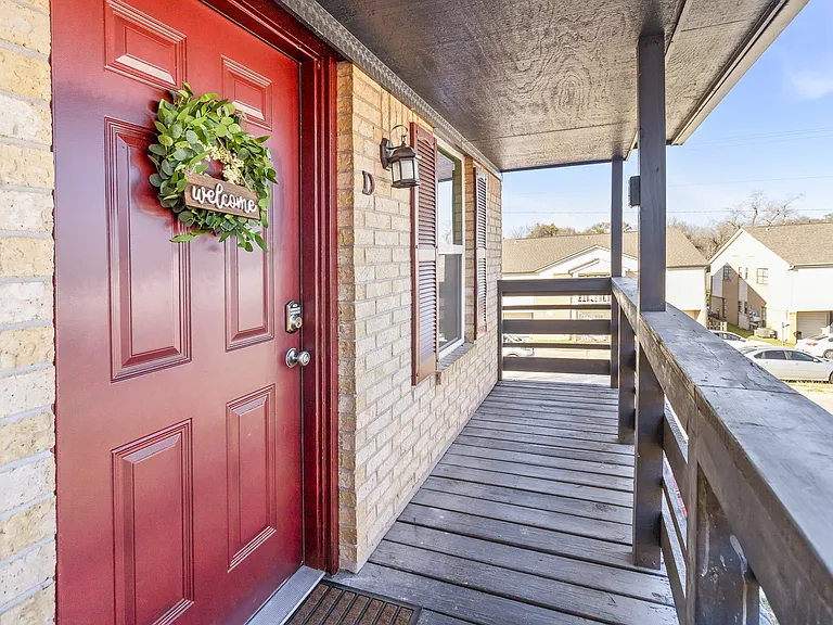 1005 Summer Court Cir #D — Photo 15