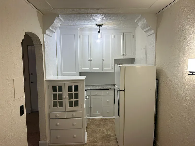 3246 Girard Ave S #102 — Photo 7