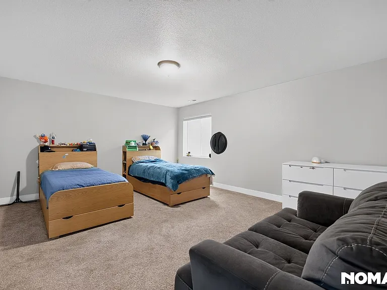 1296 Coffman Dr — Photo 45