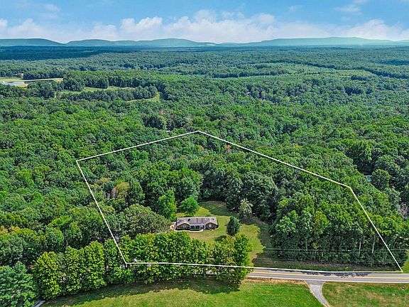 4th image of 5804 Genesis Rd
