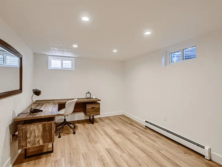 13070 W 15th Dr — Photo 23