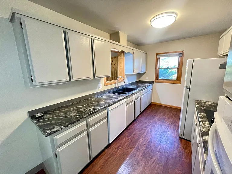 1201 Ponderosa Dr — Photo 18