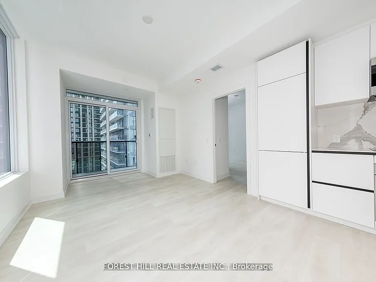 117 Broadway Ave #1302 — Photo 12