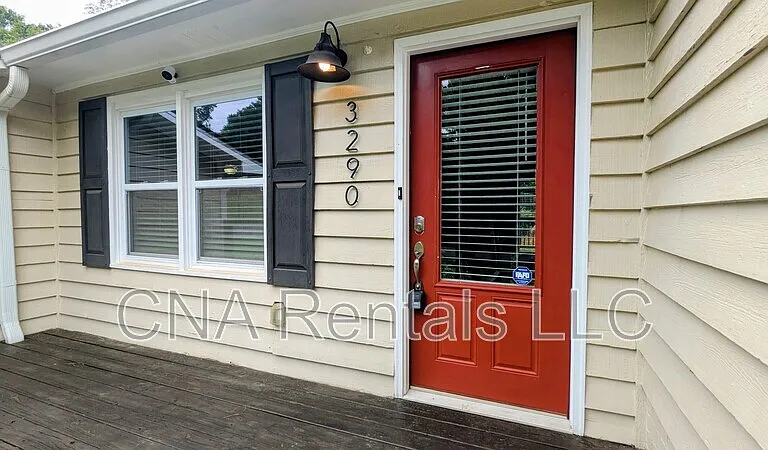 3290 Forest Creek Dr SW — Photo 2