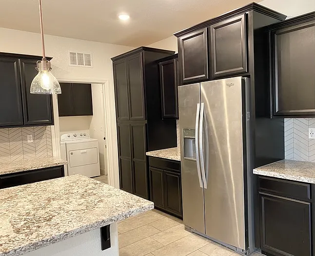 1419 Cheetah St — Photo 15