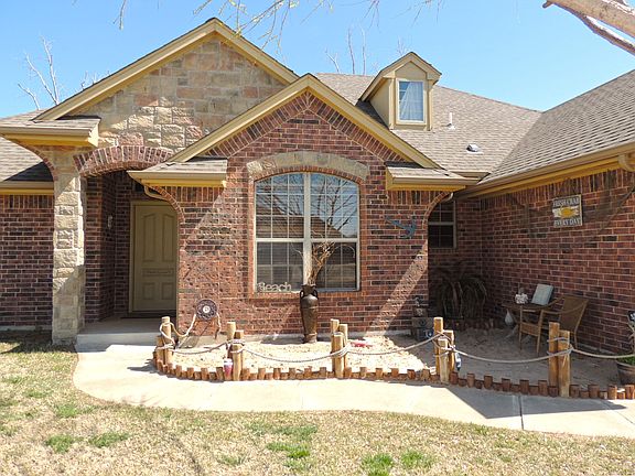 2nd image of 10304 Ashford Dr