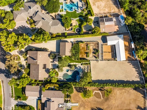 714 N Ranch Wood Trl, Orange, CA 92869