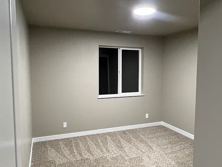 161 Delta Ct NE — Photo 13