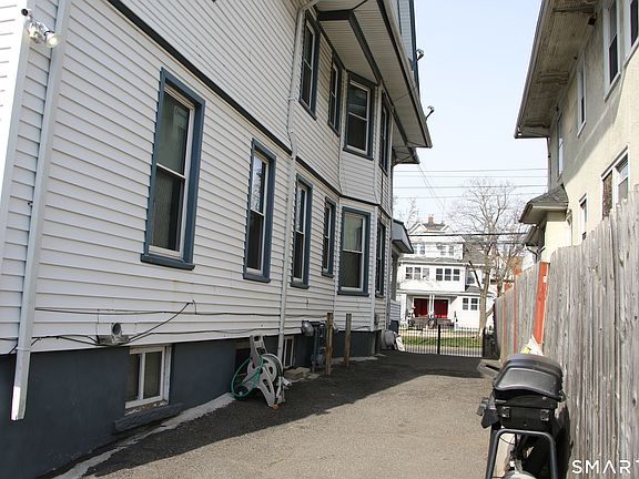 2nd image of 1525 Park Avenue