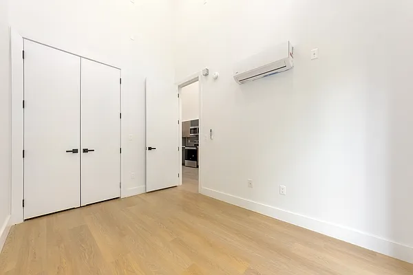 Rented by City Skyline Rentals LLC | media 5