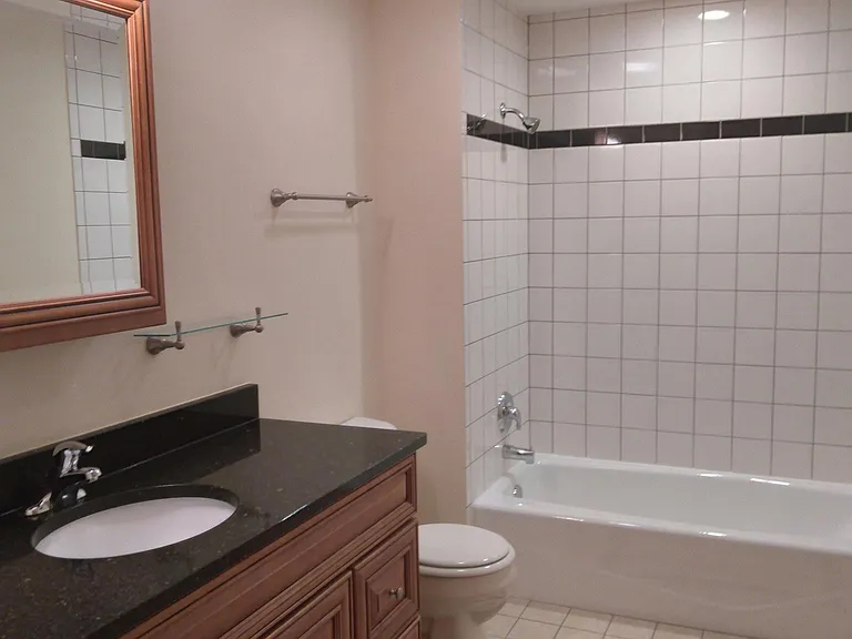 5761 W Higgins Ave #2D — Photo 15
