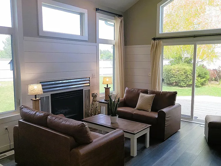 1210 Walnut Creek Ct — Photo 9