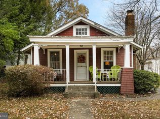 6605 Persimmon Tree Rd, Cabin John, MD 20818