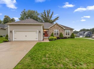 174 N Wild Flower Ln, Elkhorn, WI 53121
