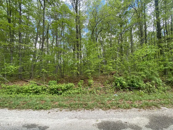 3131 Oswego Rd, Crossville, TN 38572