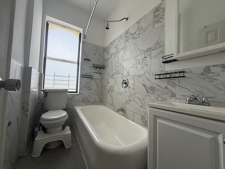 3104 Wilkinson Ave #4D — Photo 5