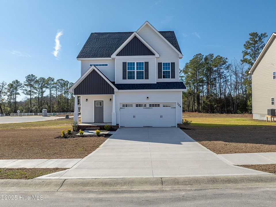 1st image of 304 Broadleaf Drive