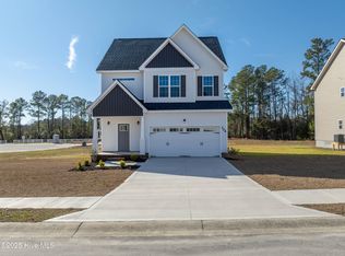 304 Broadleaf Dr, Jacksonville, NC 28546