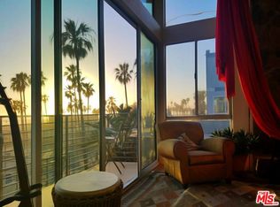 1909 Ocean Front Walk, Venice, CA 90291